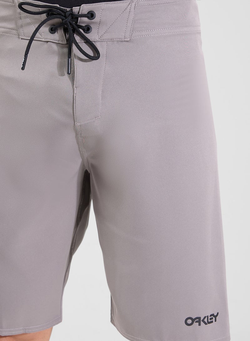 OAKLEY Kana 21 2.0 Shorts - Image 4