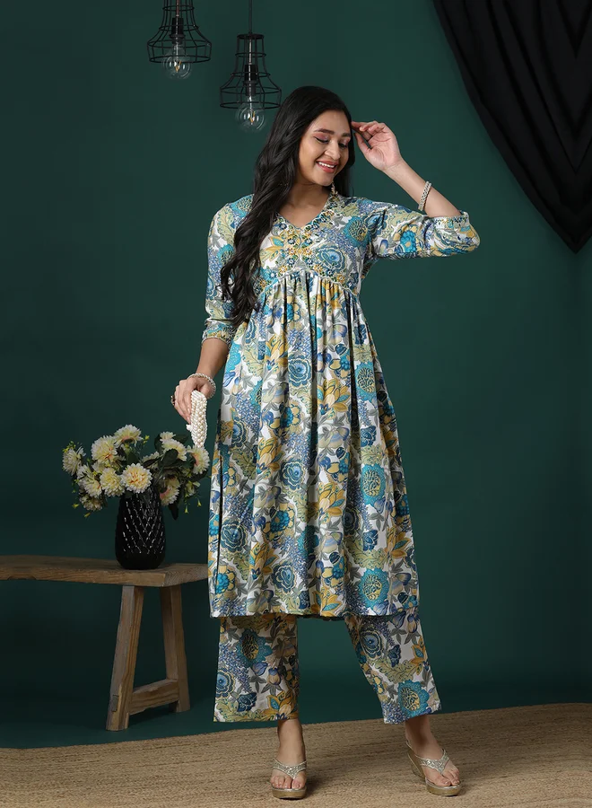 globus Globus Green Embroidered Detail Floral Kurta and Pants Set