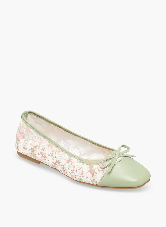 سيليست Women Floral Embroidered Ballerina Shoes