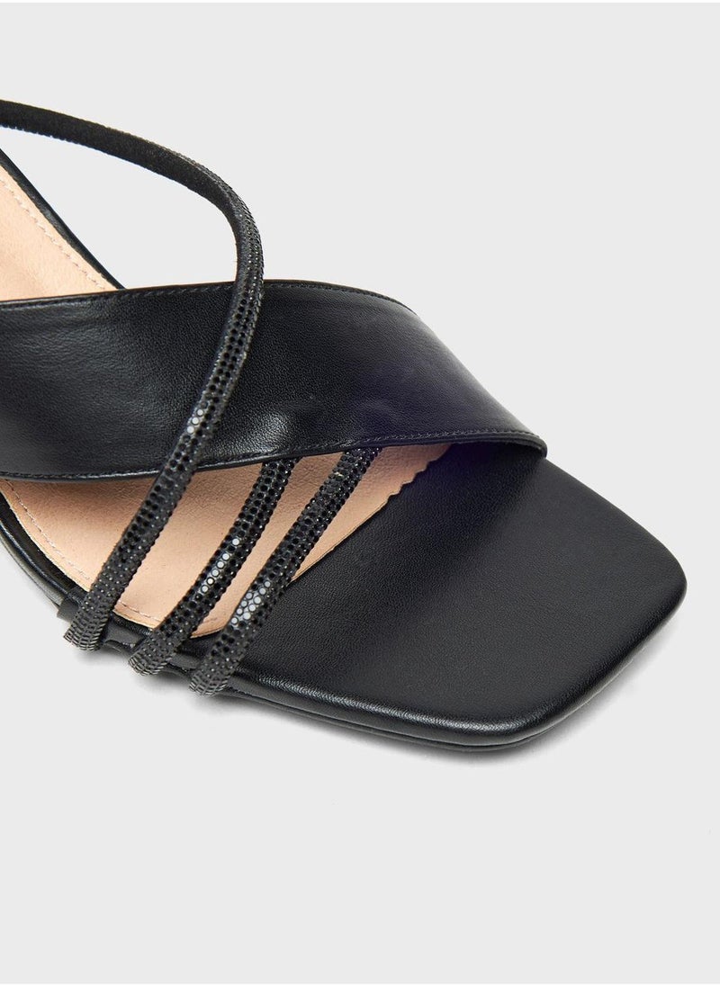 shoexpress Casual Heel Sandals - Image 4