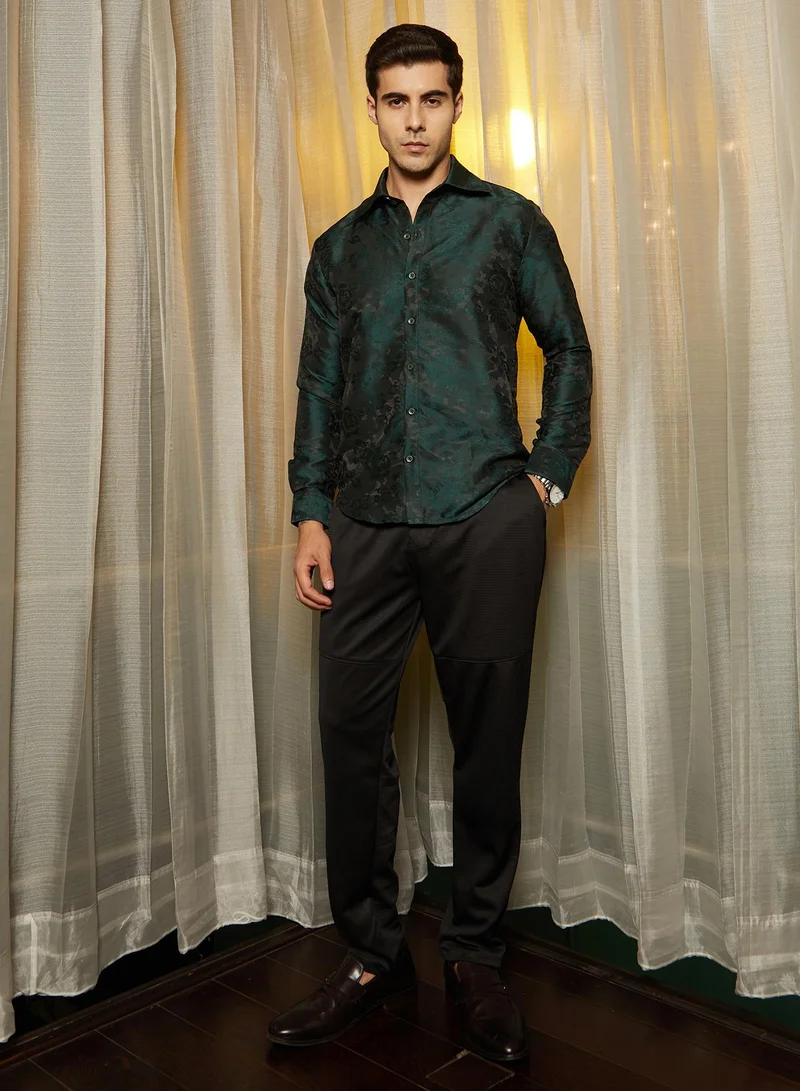 Campus Sutra Men's Emerald Green Rosa-Woven Shirt