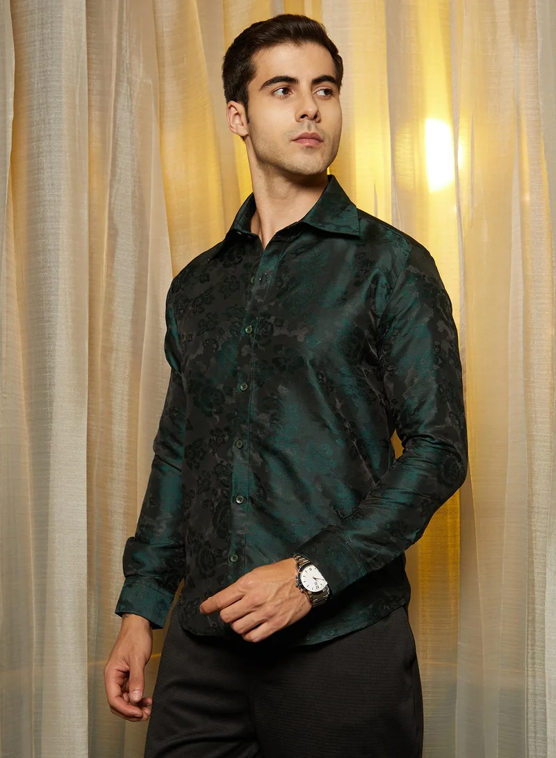 Campus Sutra Men's Emerald Green Rosa-Woven Shirt