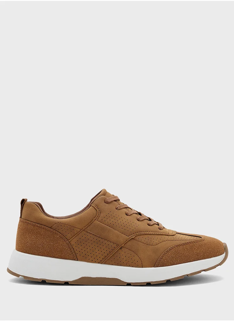 Robert Wood Casual Sneakers