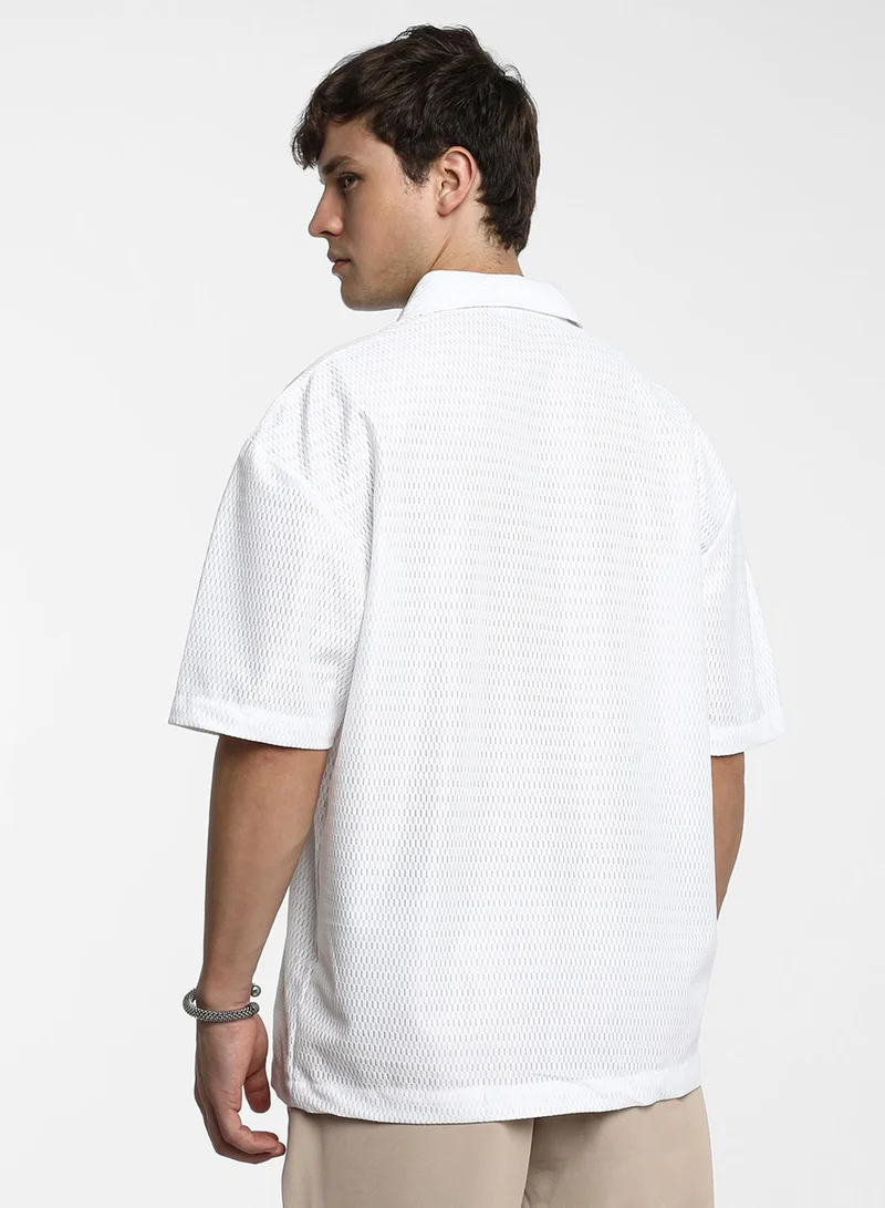 Campus Sutra Men's Chalk White Oversized Honeycomb Shirt