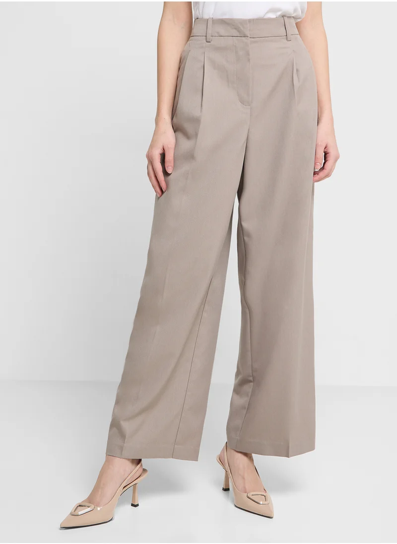 VERO MODA High Waist Pleated Detail 30" Pants