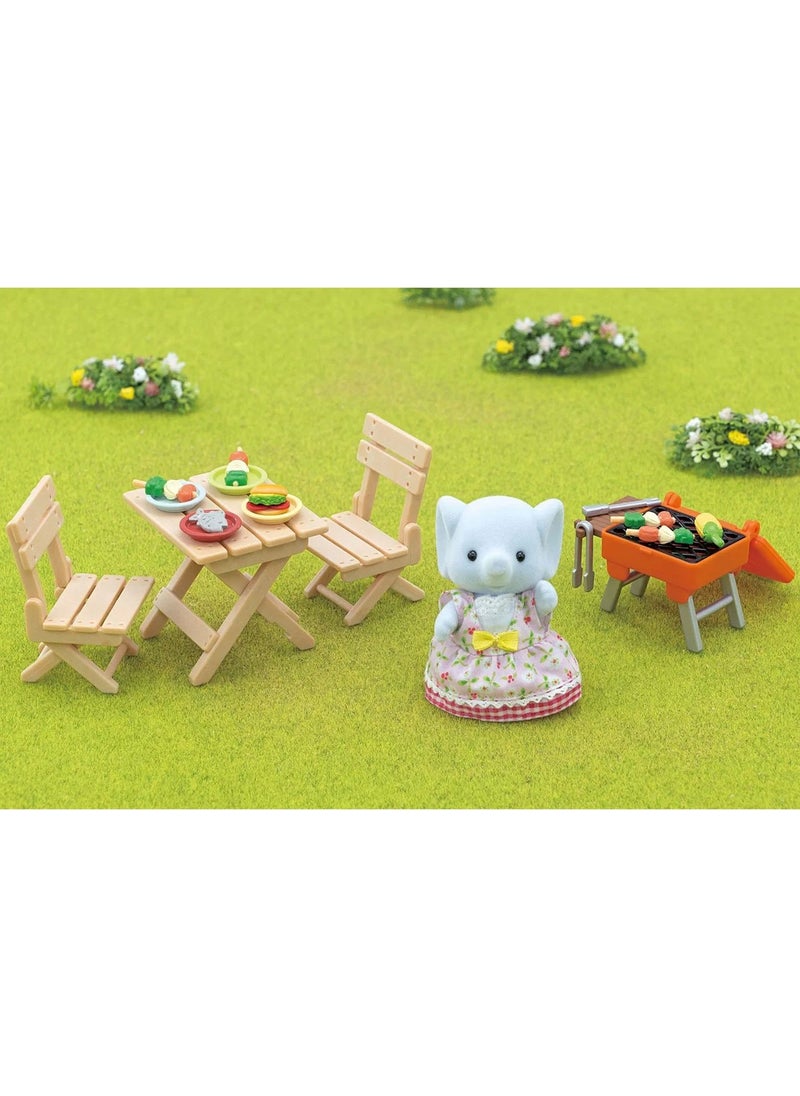 Sylvanian Families - BBQ Picnic Elephant Girl 5640 - Image 1