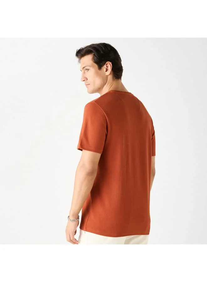 Iconic Iconic Textured T-shirt with Crew Neck and Short Sleeves