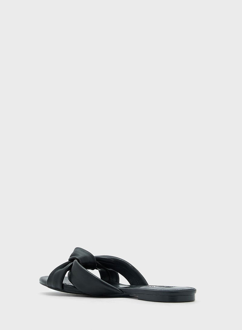 ديون لندن صندل فلات كاجوال - Image 2