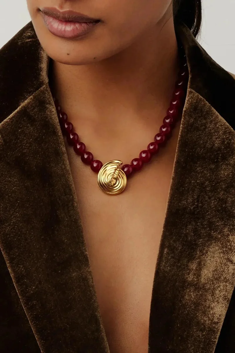Missoma Petite Textured Pendant Chain Necklace