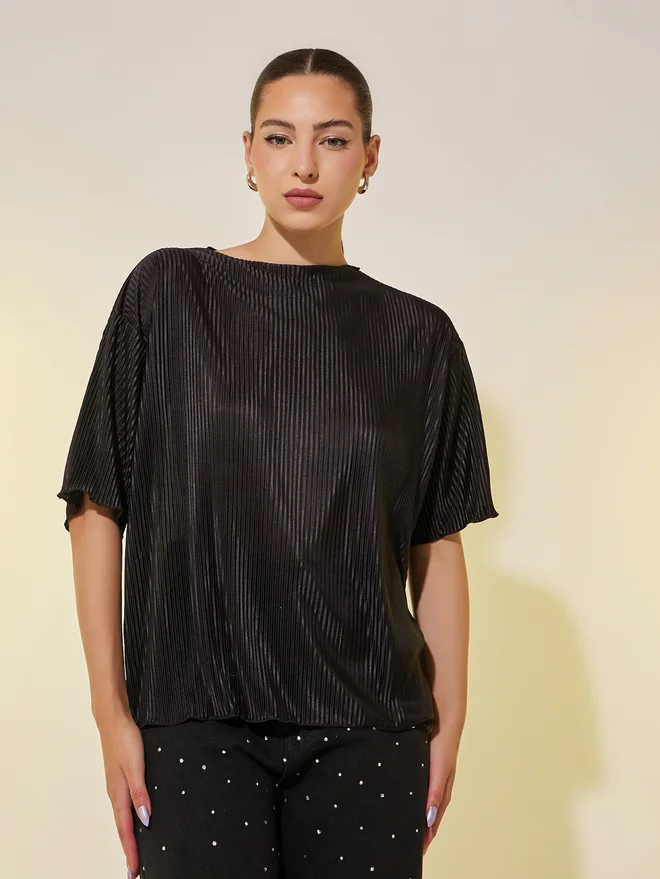 Styli Styli Plain Pleated Round Neck Regular Fit T-Shirt