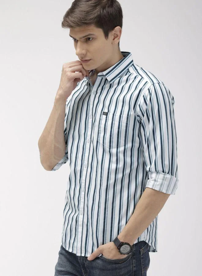 The Indian Garage Co Men Slim Fit Multi Striped Full Sleeves Cutaway Collar Casual Shirt