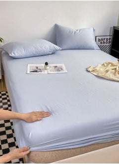 LUNA Home 3-Piece Set: Includes a single-size fitted bedsheet and two pillowcases, washable cotton in a blue color.  - Image 1