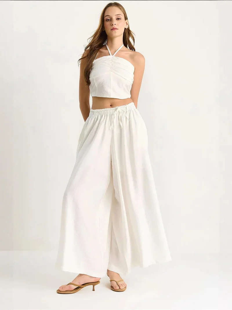 LUCCI Fitted Two-Piece Coord Set with Heart Collar