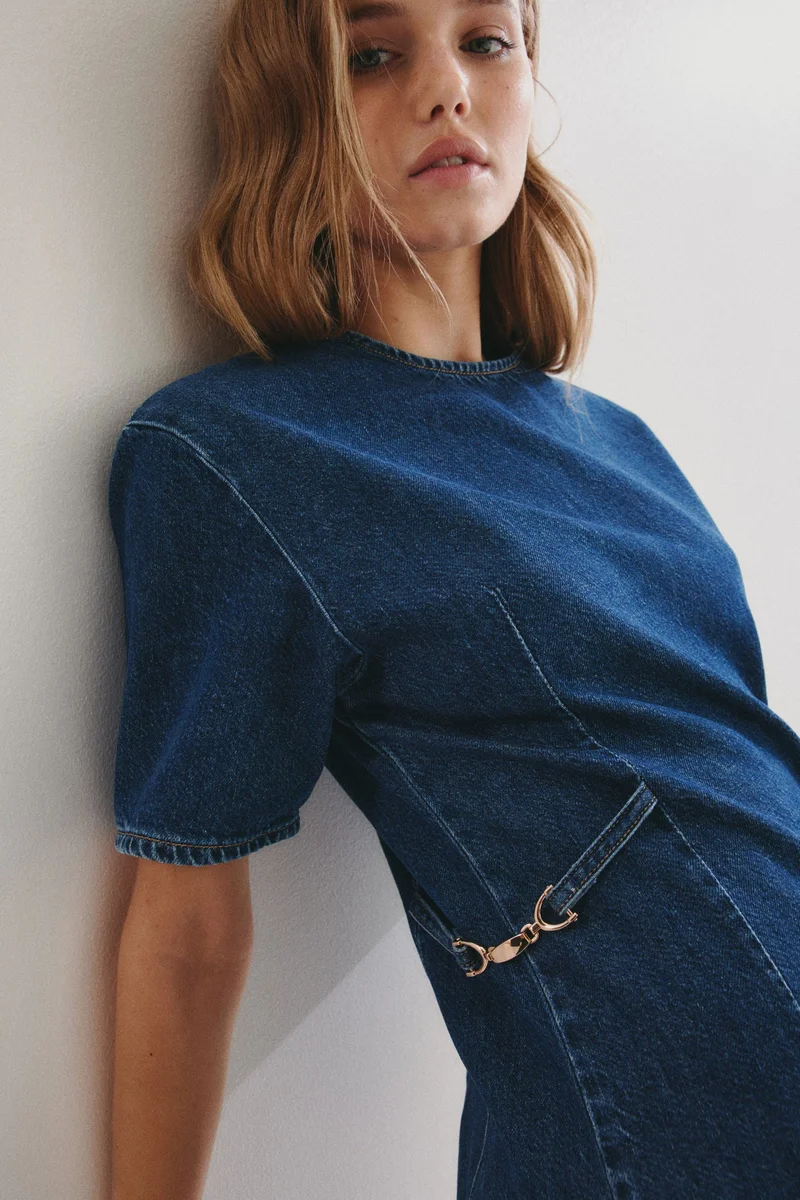 H&M Buckle-detail denim dress