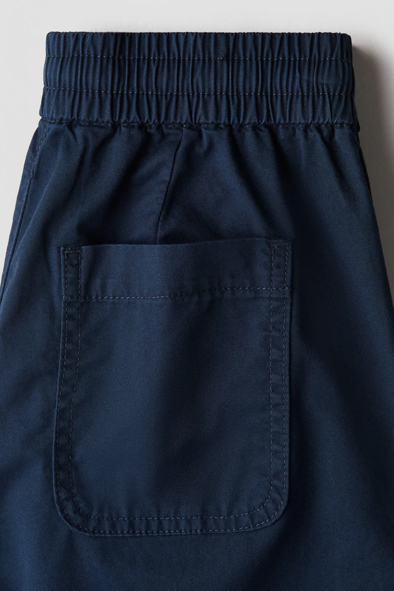 اتش اند ام بنطلون تشينو بقصّة واسعة