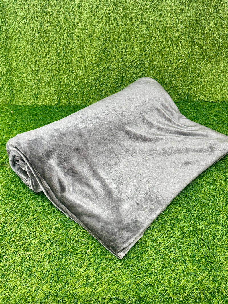 Subtlespreads Plain Solid Flannel Velvet Warm Duvet Cover/Comforter King Size 90x100 inches - Woollen Fabric (Grey) - Image 2