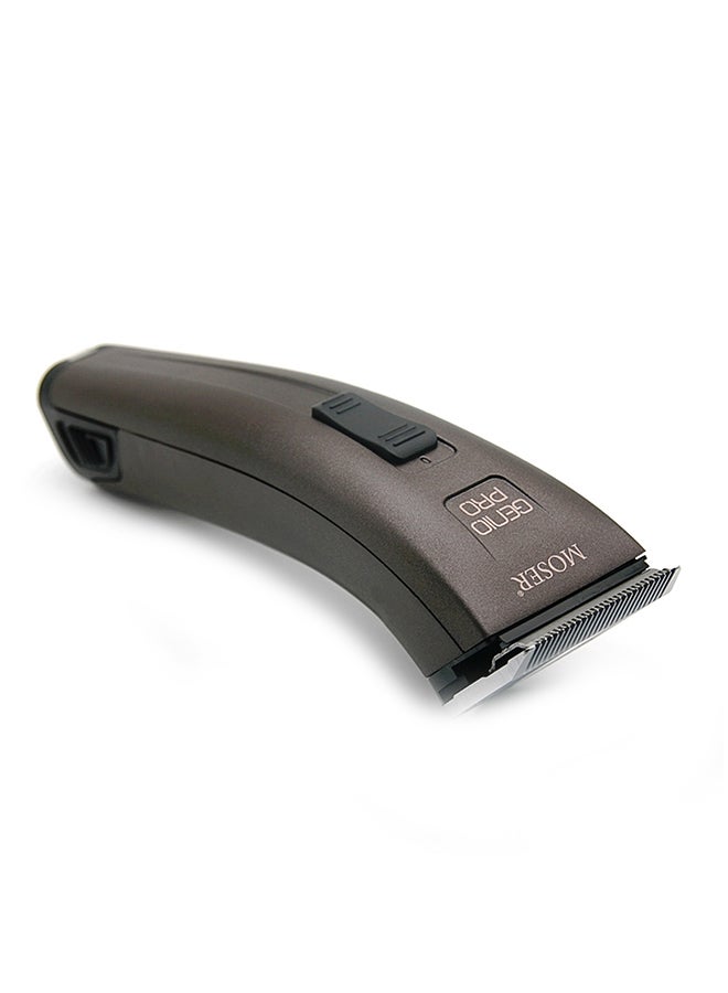MOSER Genio Pro Professional Hair Clipper With Interchangeable Battery Brown 280grams - Image 4