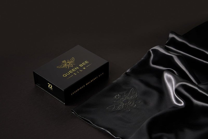 QUEEN BEE SILK - 2 Pack Silk Pillowcase for Hair and Skin - 22 Momme Mulberry Silk - Charmeuse Weave - Envelope Closure - Standard Size - Black - Image 4