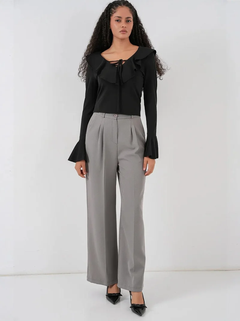 BIG DART BDART Frilly V-Neck Crop Blouse