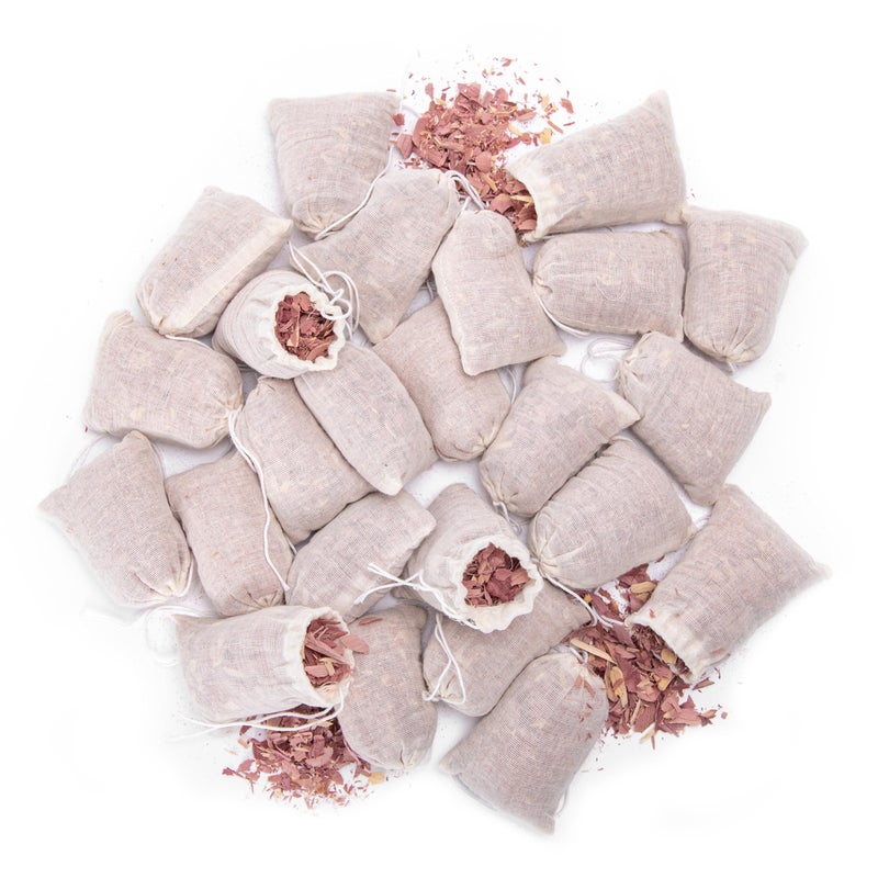 Lavande Sur Terre Lavande Sur Terre Pack of 24 Cedar Sachets Bag Red Cedar Chips Sachets for Clothes Storage Home Fragrance Sachet for Drawers and Closets LVFCC1 