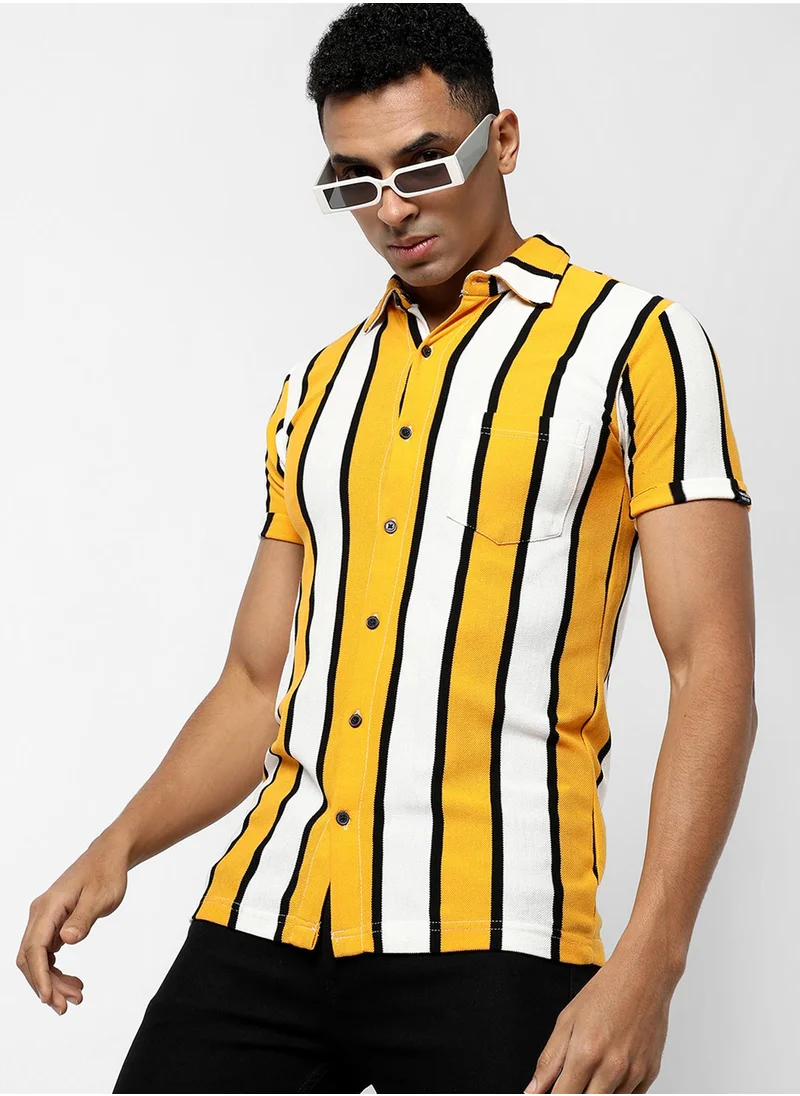 كامبوس سوترا Men's Yellow Striped Regular Fit Casual Shirt
