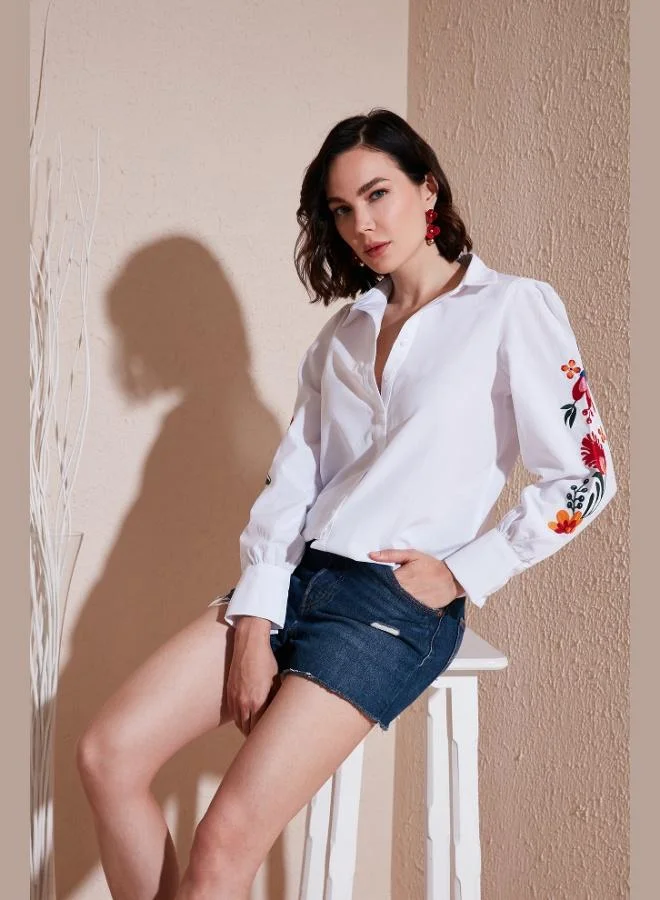 ليلا قميص نسائي قطني بأكمام بالون مطرز بالزهور