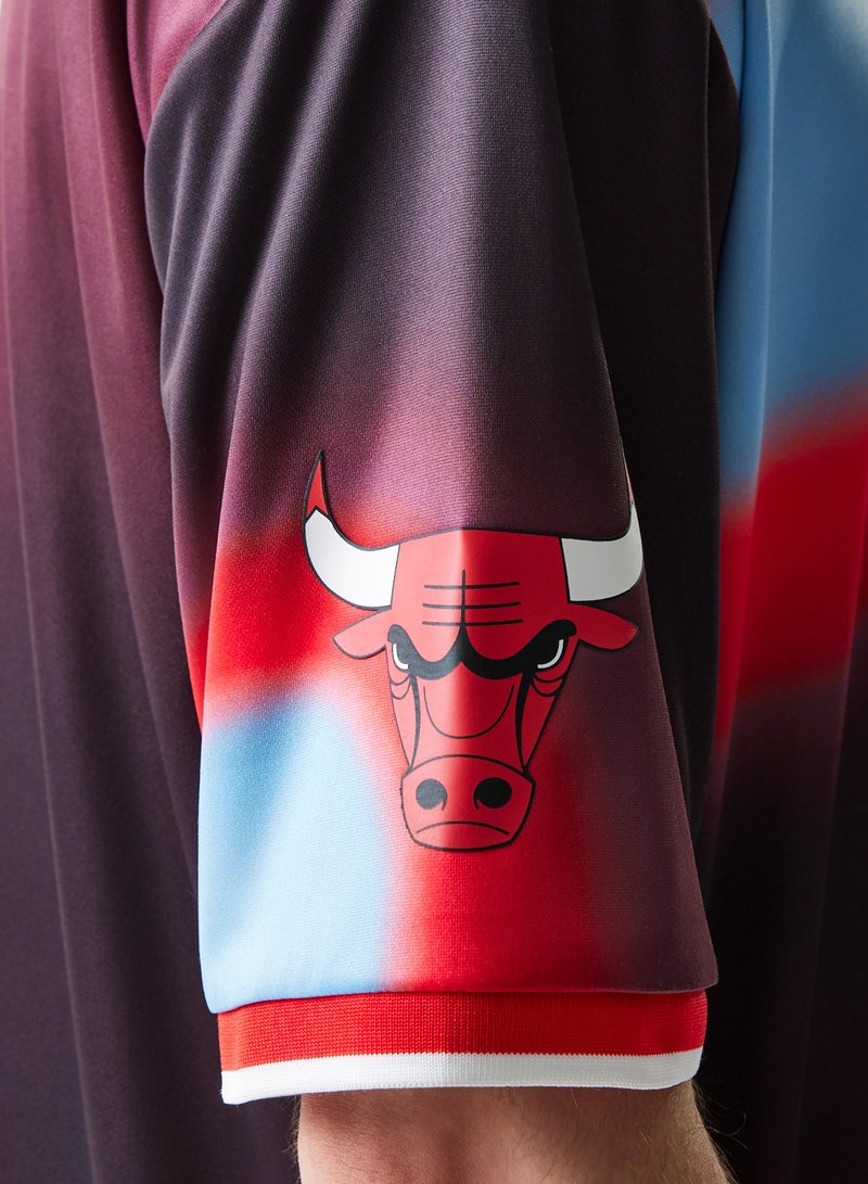 NEW ERA Chicago Bulls Fdr Nba Aop Football T-Shirt - Image 3