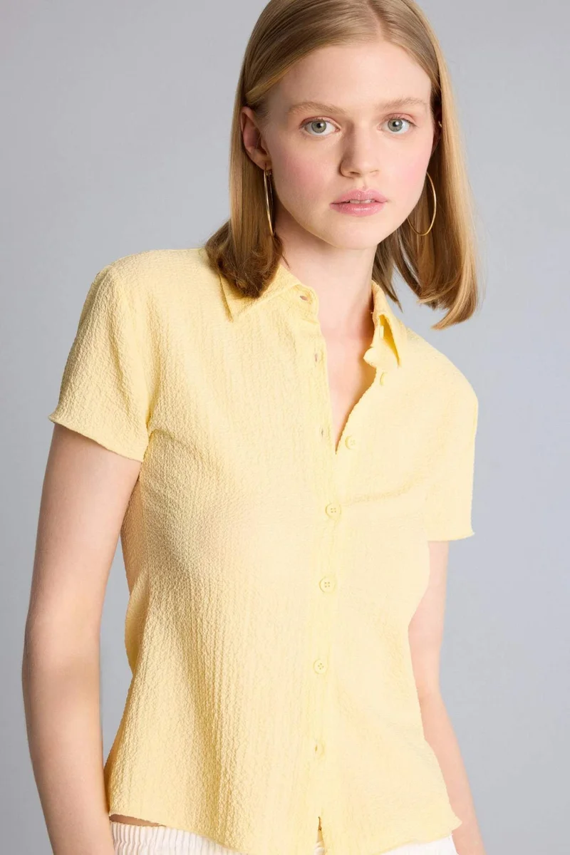 ديفاكتو Slim Fit Shirt Collar Short Sleeve Shirt