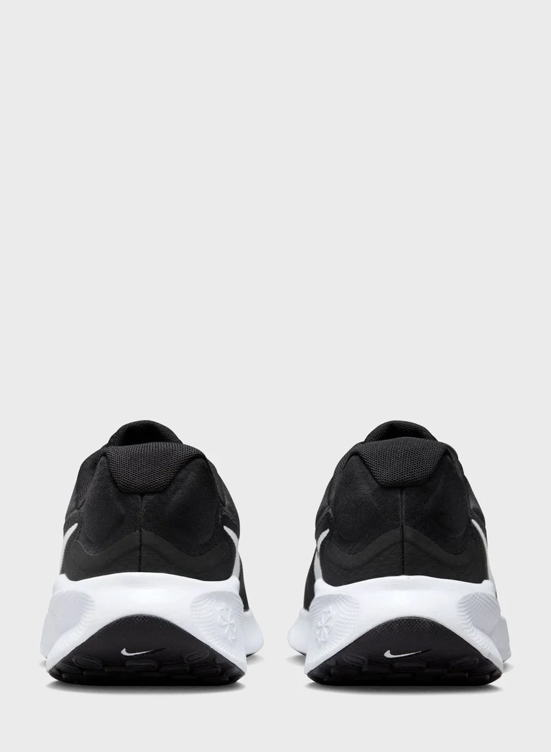 Nike Revolution 7