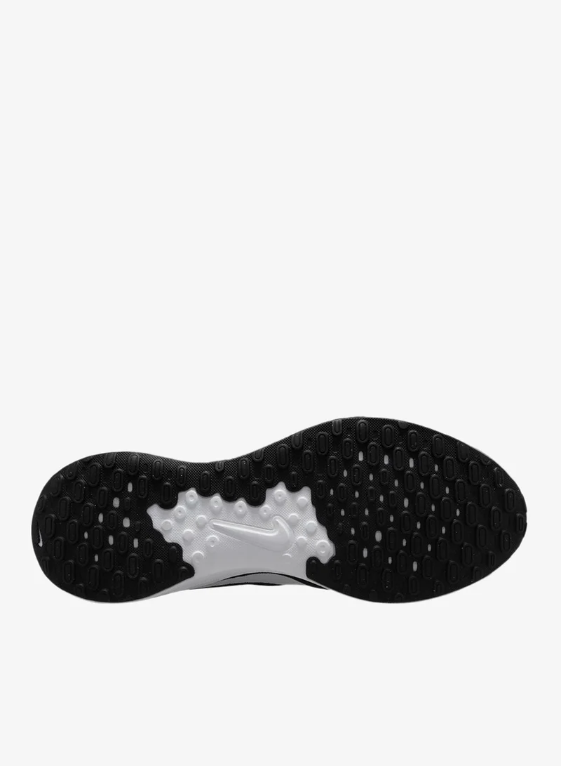 نايكي ريفولوشن 7