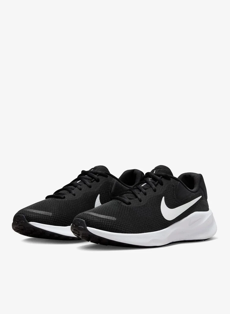Nike black/white Revolution for Men Best Price Kuwait