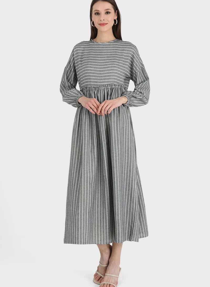 Tavin by Modanisa Crew Neck Modest Dress