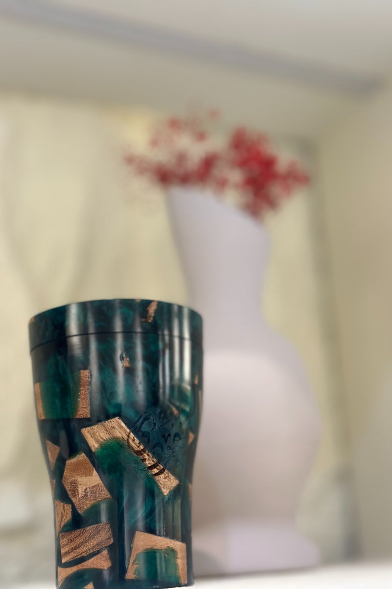 أودي مبخرة عود فاخرة من الخشب والراتنج بدون كهرباء – لون أبيض | حامل بخور يدوي الصنع بتصميم أزرق أنيق – مثالي للاستخدام في المنزل أو المكتب أو رمضان أو كهدية أناقة تقليدية بلمسة عصرية – مبخرة يدوية بدون كهرباء، آمنة وعملية لتجربة بخور مميزة - Image 4