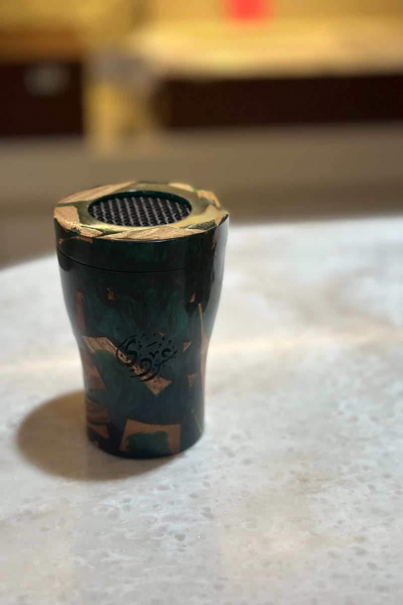 أودي مبخرة عود فاخرة من الخشب والراتنج بدون كهرباء – لون أبيض | حامل بخور يدوي الصنع بتصميم أزرق أنيق – مثالي للاستخدام في المنزل أو المكتب أو رمضان أو كهدية أناقة تقليدية بلمسة عصرية – مبخرة يدوية بدون كهرباء، آمنة وعملية لتجربة بخور مميزة - Image 5