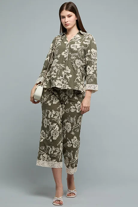 أر أند بي Printed Shirt with Classic Collar and Long Sleeves
