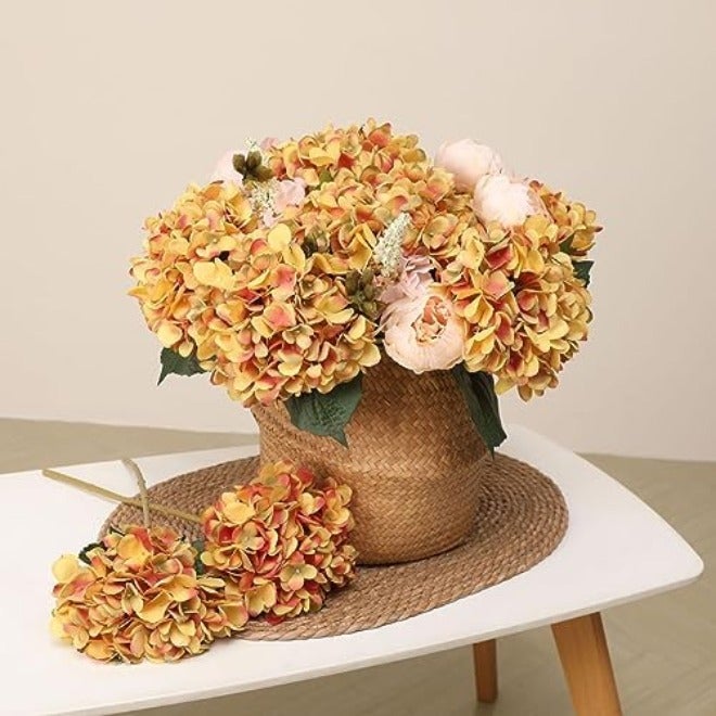 Kisflower باقة أزهار هورتنسيا حريرية صناعية من كيس فلاور - 6 قطع - هورتنسيا بيضاء واقعية لديكور حفلات الزفاف والحفلات والمكاتب والمنزل - Image 5