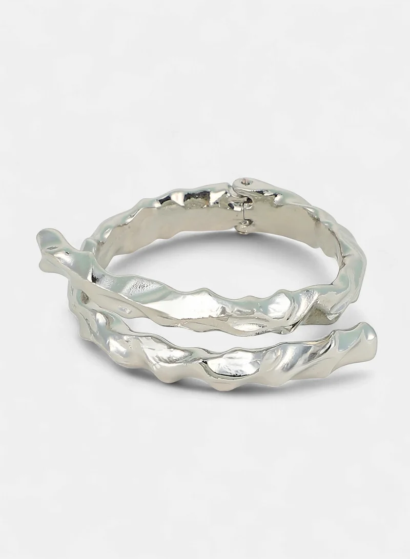 SOHI SOHI Women The Crumple-Wrap Cuff Bracelet | Metallic  Colour | One-Size | Metallic Alloy Material | Adjustable Closure | Bracelet For Casual & Evening Wear