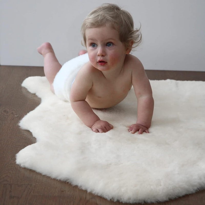 HUAHOO Premium Baby Sheepskin Rug Babycare Nursery Rug 100% Natural Lambskin Blanket Short-Shorn Wool Sleep Pad Medical Sheepskin Hospital Bed Mattress Topper (Ivory White, Single Pelt 2.5ft x 3.5ft) - Image 1