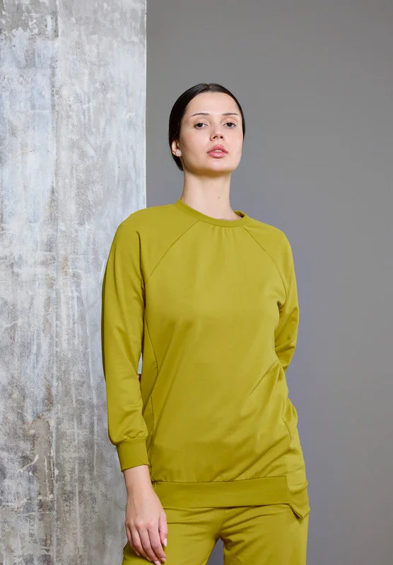 ذوق Raglan Sleeve High Low Hem Sweatshirt