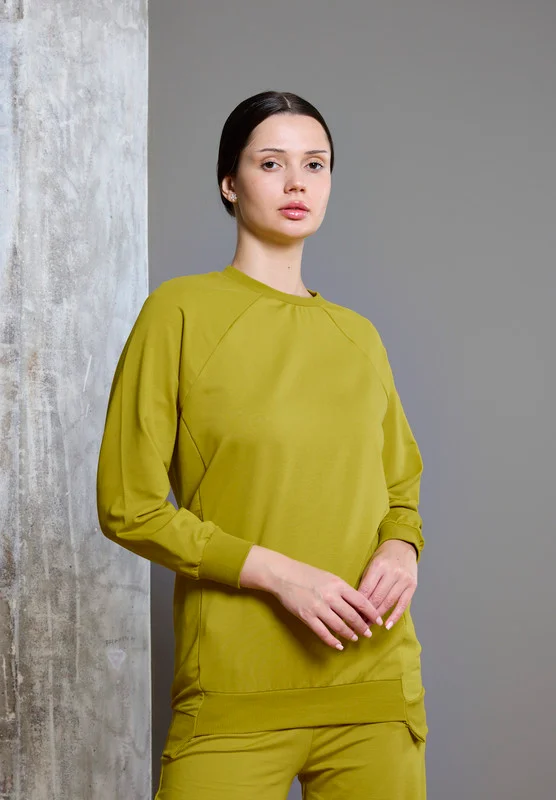 ذوق Raglan Sleeve High Low Hem Sweatshirt