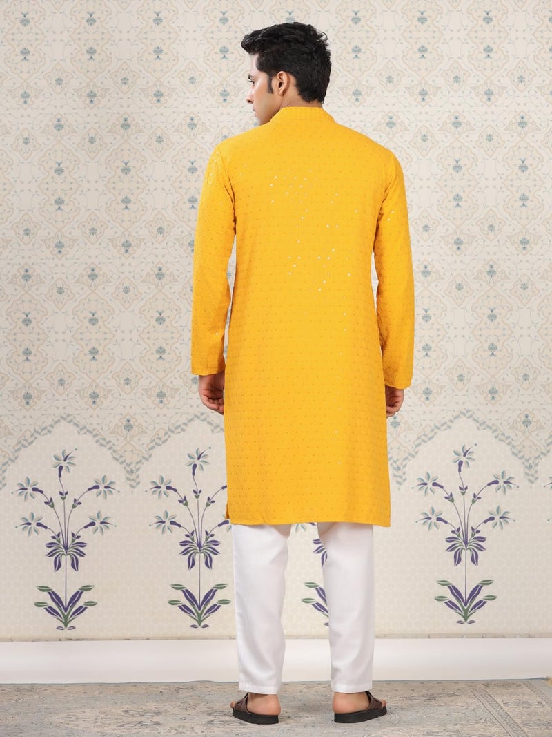 SWAGG INDIA كُرتا مزخرف بالزهور من مزيج الرايون للرجال | ملابس تقليدية - Image 4