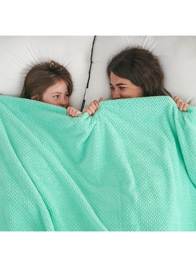 نيو كوزبلاي Newcosplay Super Super Throw بطانية Aqua Premium Silky Flannel Fleece Leaves بطانية سرير خفيفة الوزن طوال الموسم استخدام (50 "" X60 ")) - Image 2