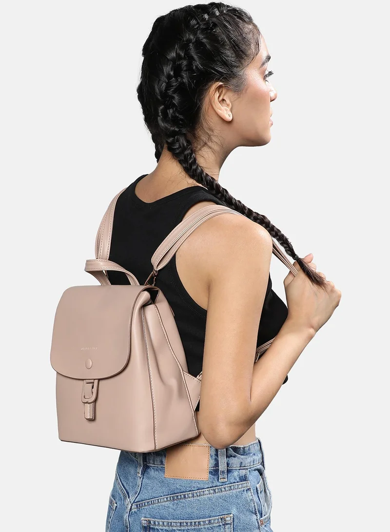 Haute Sauce Solid Magnet Lock Regular Vegan Leather Backpack with Detachable Strap