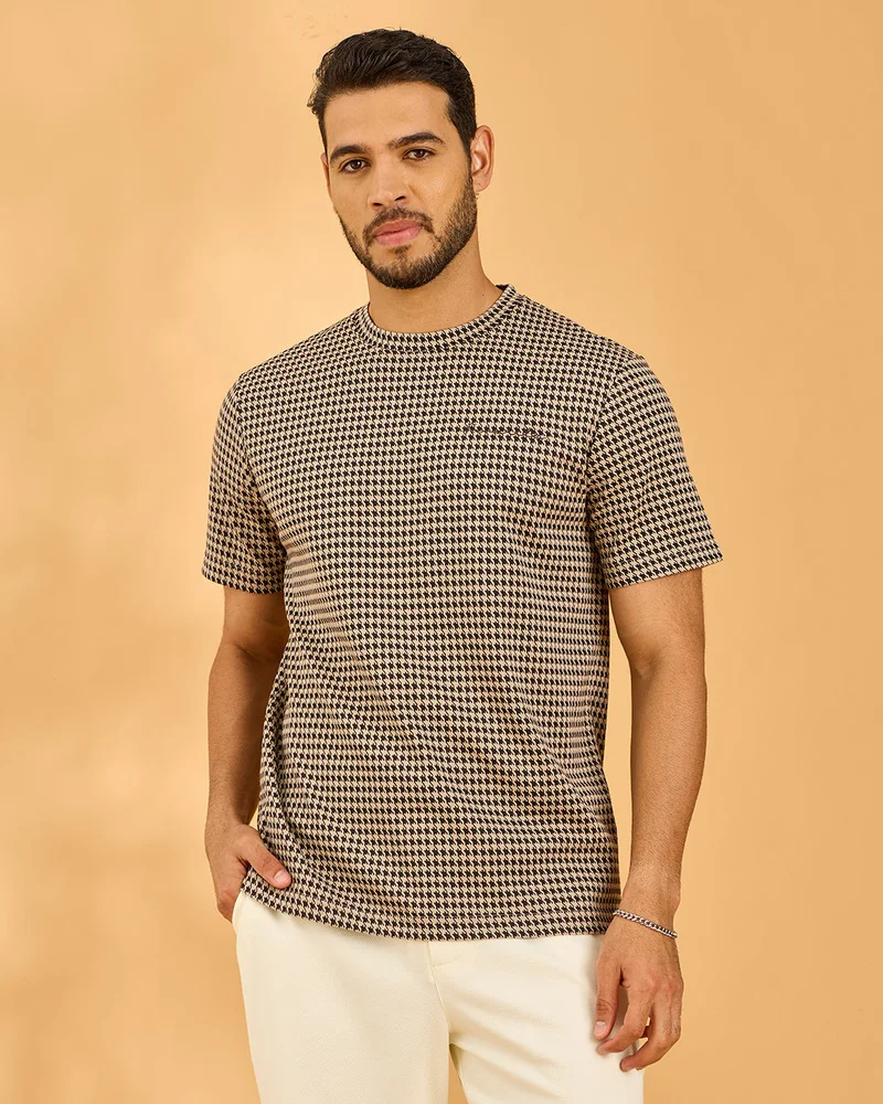 Redtag Men Green Jacquard T-Shirt