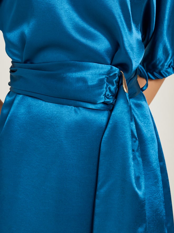 Styli Blue Satin Sheath Midi Dress with Belt - Image 4