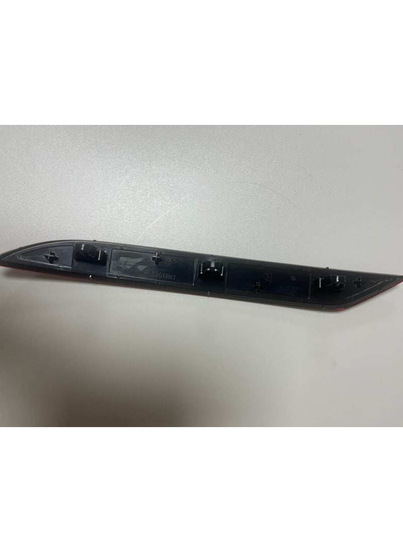 VW Volkswagen Original Golf 7.5 Rear Bumper Reflector Right Volkswagen Brand 5G0945106C  - Image 3