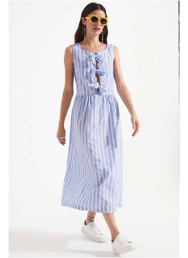 جون June Women Bow Detail Striped Midi Dress Blue