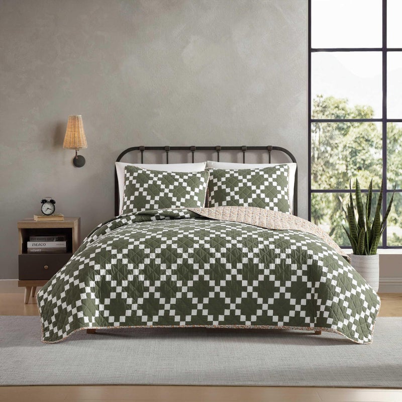 Eddie Bauer Quilt Set Super Soft Bedding with Matching Sham Silky Smooth Breathable Classic Home Essentials Diamond Floral Green FullQueen - Image 2