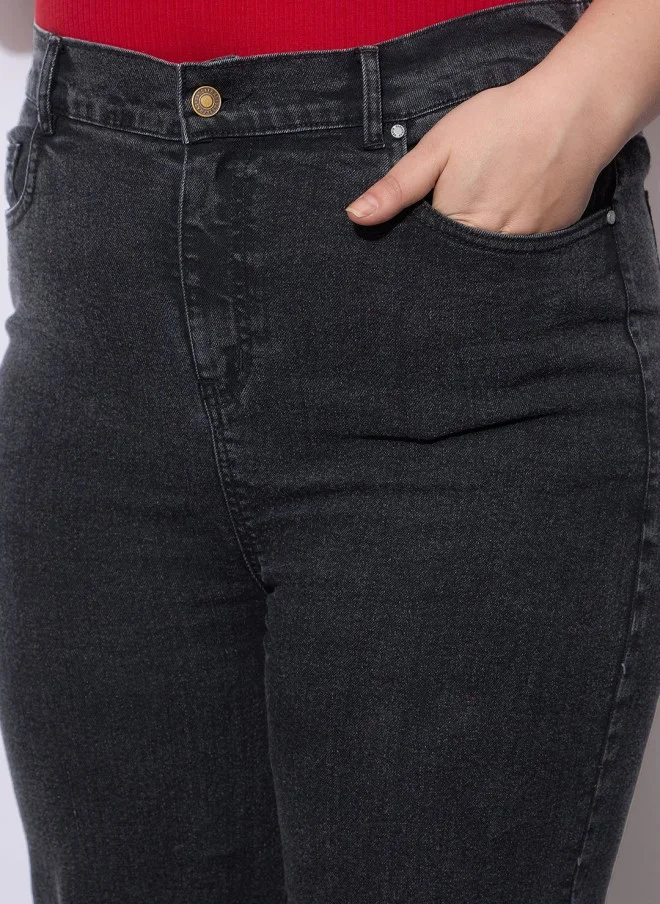 ساسافراس SASSAFRAS Dark Straight Fit Jeans for Women