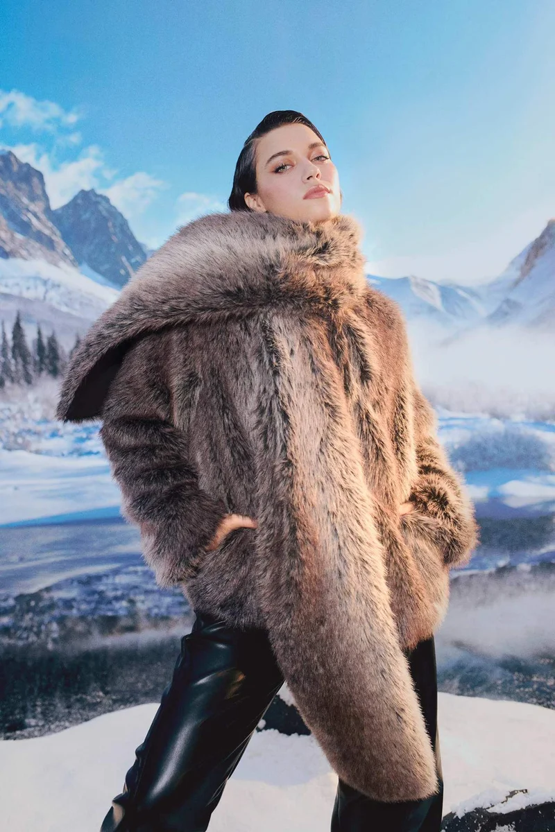 ديفاكتو Regular Fit Fur Faux Fur